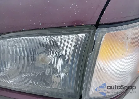 2000 Toyota Sienna Xle from USA, damaged, VIN 4T3ZF13C4YU208617